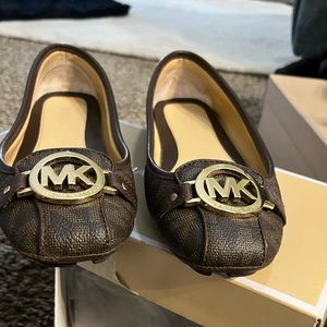Michael Kors flats